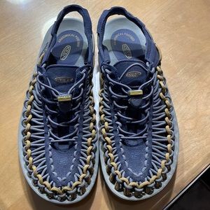Keen Unique Mens Sandals 9.5
